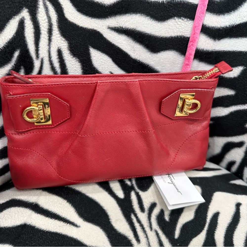 SALVATORE FERRAGAMO Red Leather Crossbody Chain Bag/ Clutch